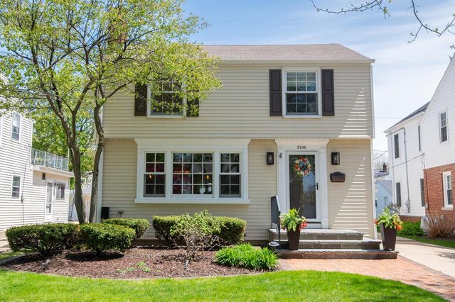 5246 Kent AVENUE, Whitefish Bay, WI 53217