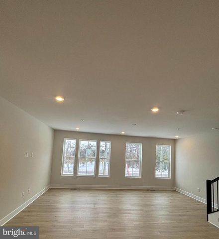 7234 CONTEE RD, Laurel, MD 20707