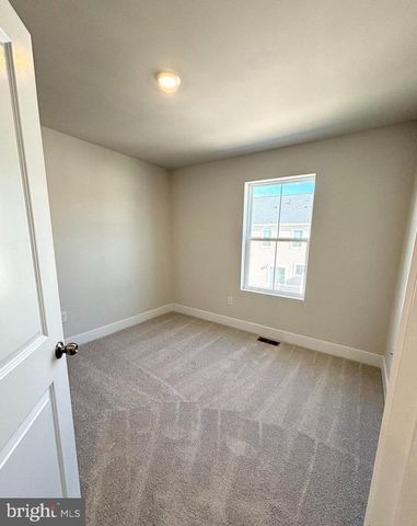 7234 CONTEE RD, Laurel, MD 20707