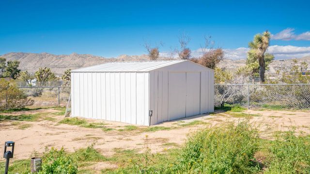7478 Bonita Trail, Yucca Valley, CA 92284