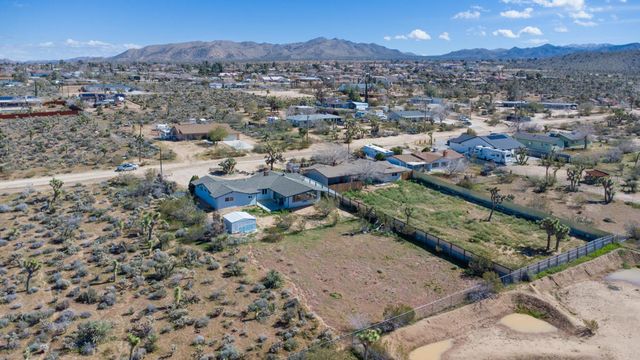 7478 Bonita Trail, Yucca Valley, CA 92284