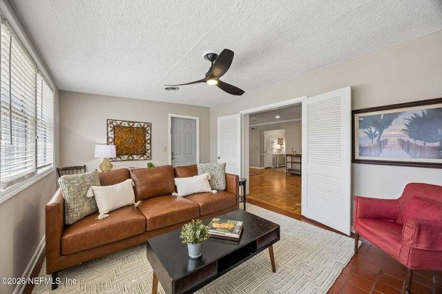 4704 PRINCESS ANNE Lane, Jacksonville, FL 32210