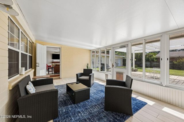 4704 PRINCESS ANNE Lane, Jacksonville, FL 32210