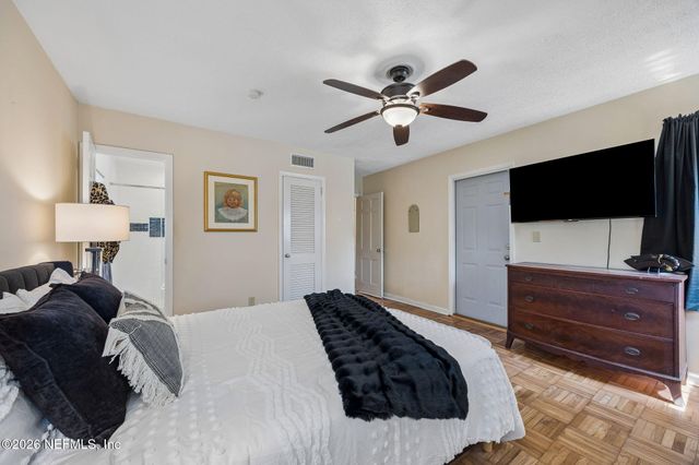 4704 PRINCESS ANNE Lane, Jacksonville, FL 32210