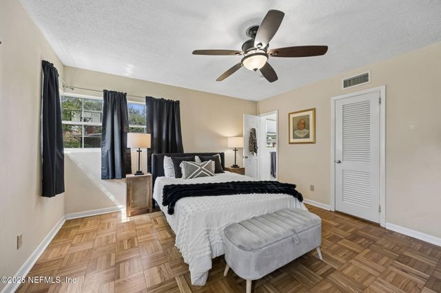 4704 PRINCESS ANNE Lane, Jacksonville, FL 32210