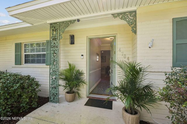 4704 PRINCESS ANNE Lane, Jacksonville, FL 32210