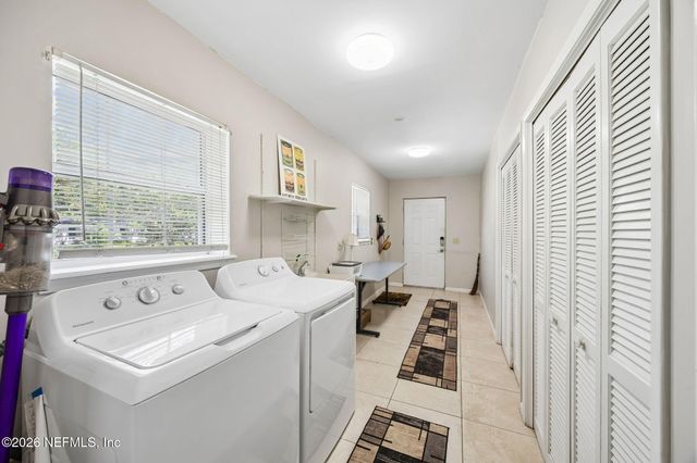 4704 PRINCESS ANNE Lane, Jacksonville, FL 32210