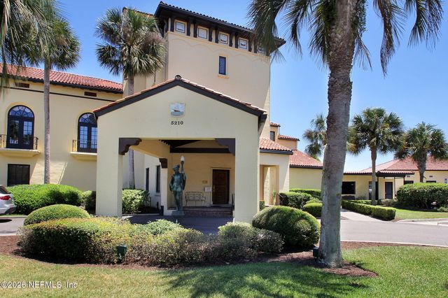4704 PRINCESS ANNE Lane, Jacksonville, FL 32210