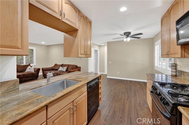 1060 Cabrillo Park Drive A, Santa Ana, CA 92701