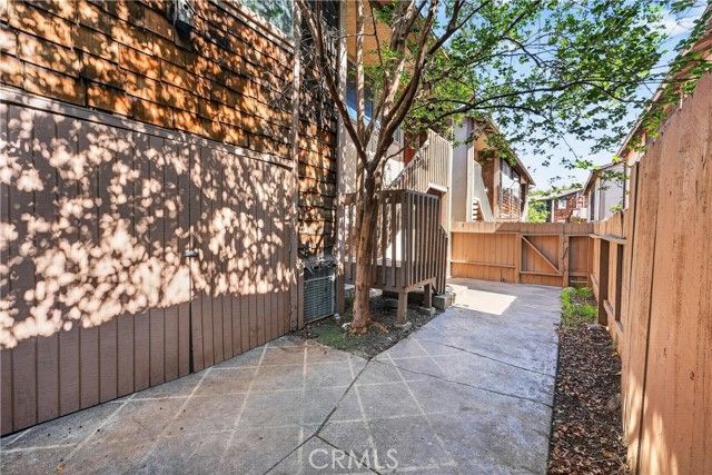 1060 Cabrillo Park Drive A, Santa Ana, CA 92701