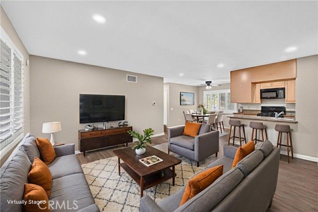 1060 Cabrillo Park Drive A, Santa Ana, CA 92701