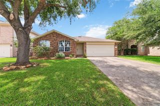 8123 Solara Bend, Houston, TX 77083