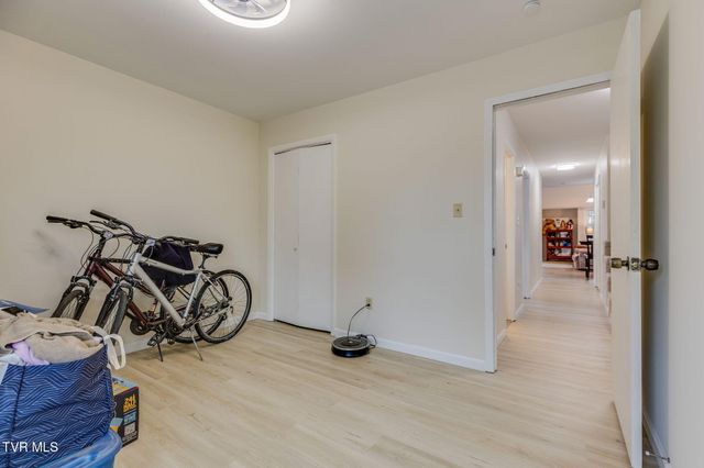 780 Hamilton Road E-2, Blountville, TN 37617