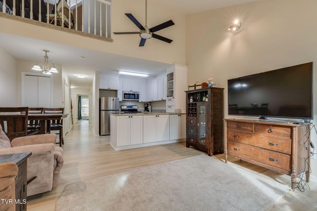 780 Hamilton Road E-2, Blountville, TN 37617