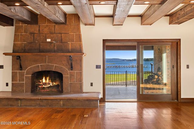 233 Conover Lane, Red Bank, NJ 07701