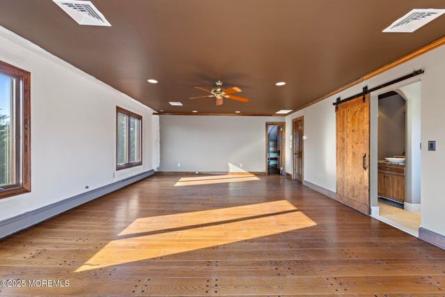 233 Conover Lane, Red Bank, NJ 07701