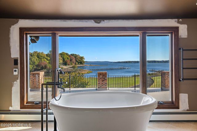 233 Conover Lane, Red Bank, NJ 07701