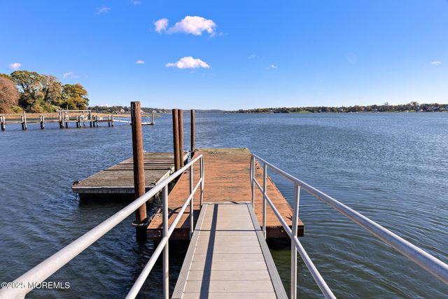 233 Conover Lane, Red Bank, NJ 07701