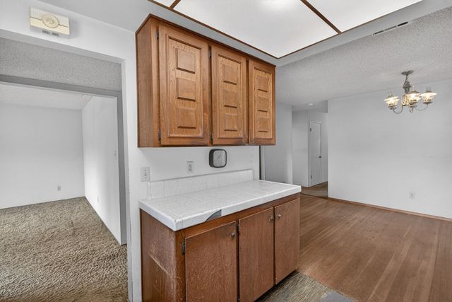 49 Waterglen Cir, Sacramento, CA 95826