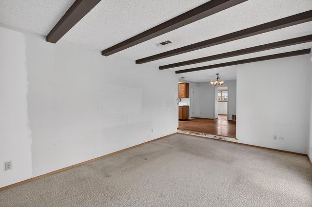 49 Waterglen Cir, Sacramento, CA 95826