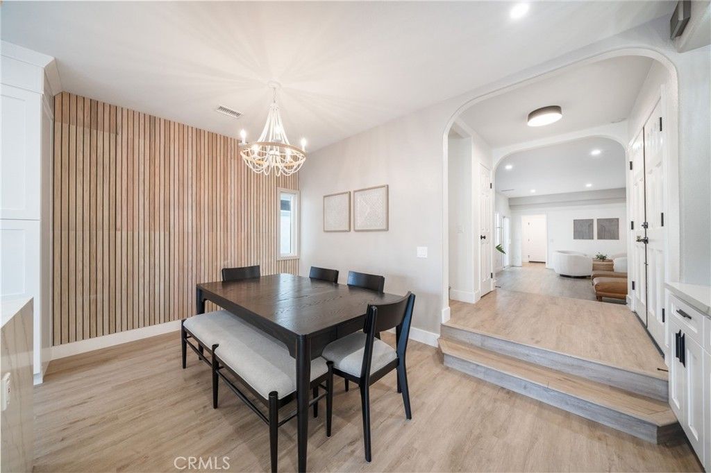 Image 18 of property listing at 511 9th, Huntington Beach, CA 92648