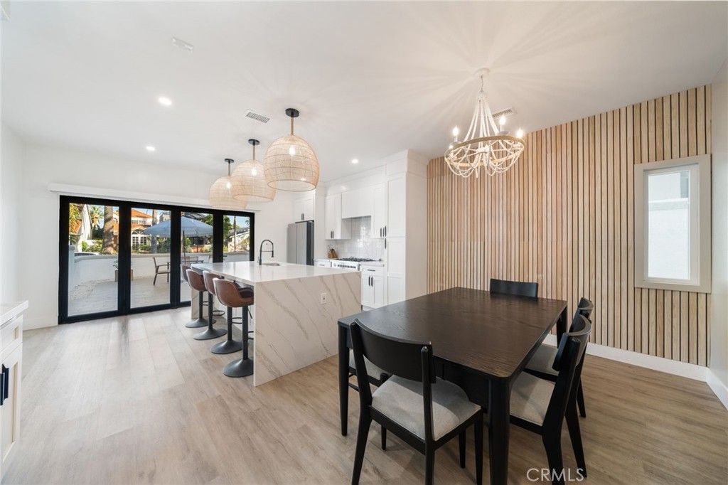 Image 19 of property listing at 511 9th, Huntington Beach, CA 92648