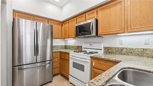 1103 Terra Bella, Irvine, CA 92602