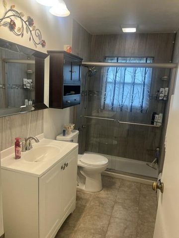 7651 S Clement AVENUE, Oak Creek, WI 53154