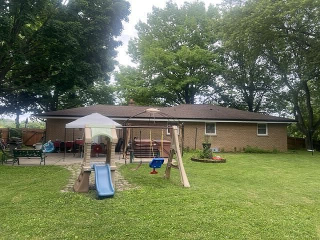 7651 S Clement AVENUE, Oak Creek, WI 53154