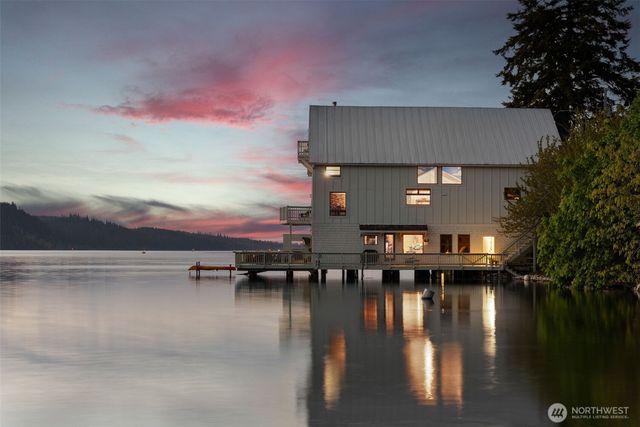 17257 Olympic View Drive NW, Silverdale, WA 98383