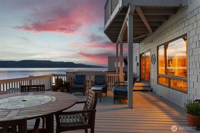 17257 Olympic View Drive NW, Silverdale, WA 98383