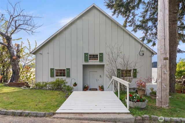 17257 Olympic View Drive NW, Silverdale, WA 98383