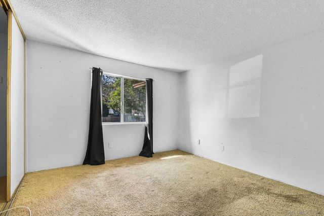 458 Ridgeway Ct, Spring Valley, CA 91977