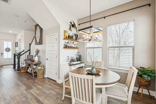 403 N Commodore Way, Summerville, SC 29483