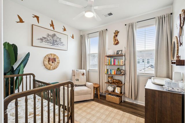 403 N Commodore Way, Summerville, SC 29483