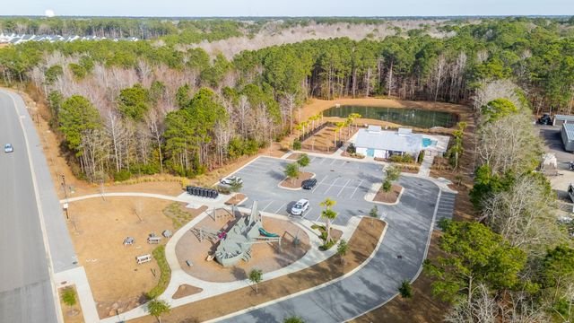 403 N Commodore Way, Summerville, SC 29483