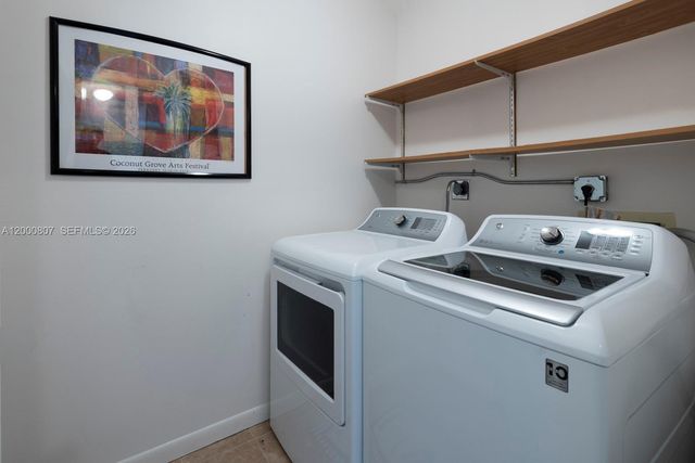 12530 SW 94th Ln, Miami, FL 33186