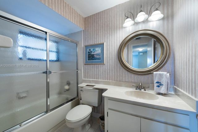 12530 SW 94th Ln, Miami, FL 33186