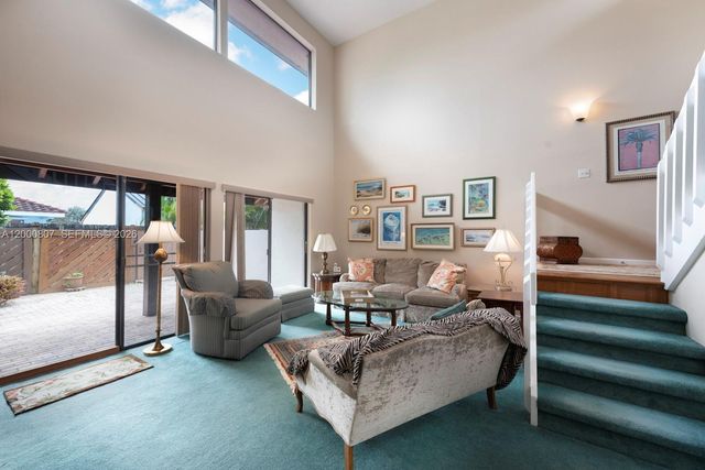 12530 SW 94th Ln, Miami, FL 33186