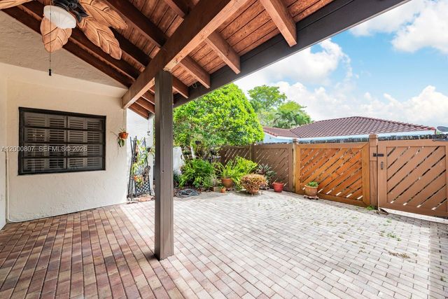 12530 SW 94th Ln, Miami, FL 33186