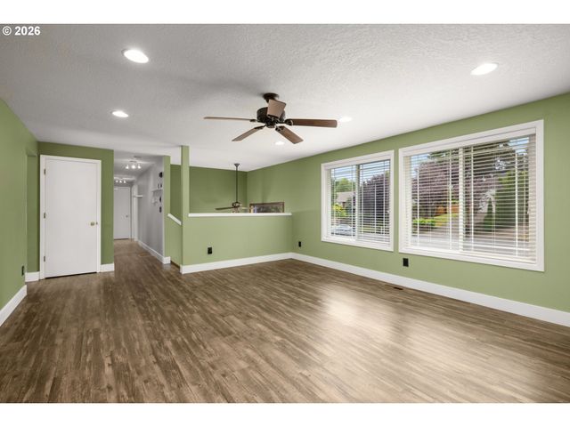 7265 Sw 171ST Dr, Beaverton, OR 97007