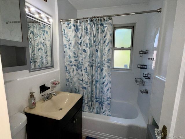 209-35 35th Ave. 35th upper, Bayside, NY 11361