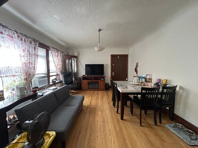 1929 Scoville Avenue, Berwyn, IL 60402