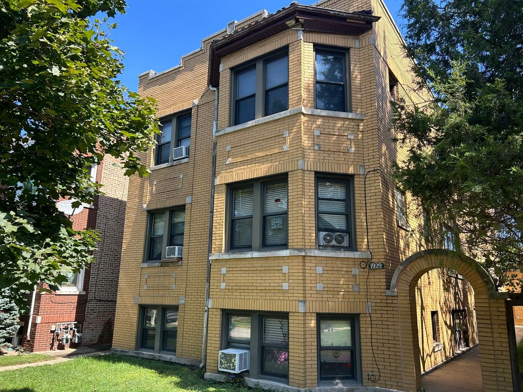 1929 Scoville Avenue, Berwyn, IL 60402