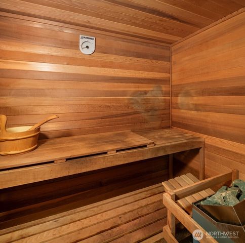 3925 NE Surber Drive, Seattle, WA 98105