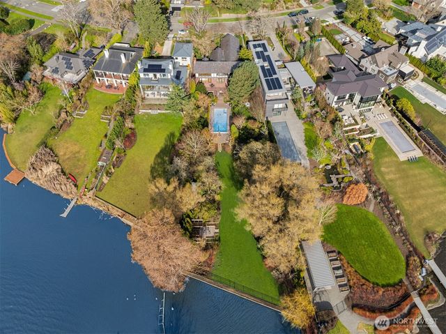 3925 NE Surber Drive, Seattle, WA 98105