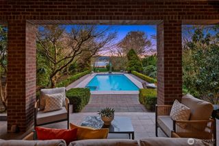 3925 NE Surber Drive, Seattle, WA 98105