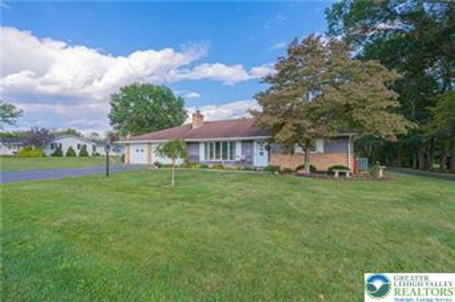 5651 Park Valley Road, North Whitehall Twp, PA 18078