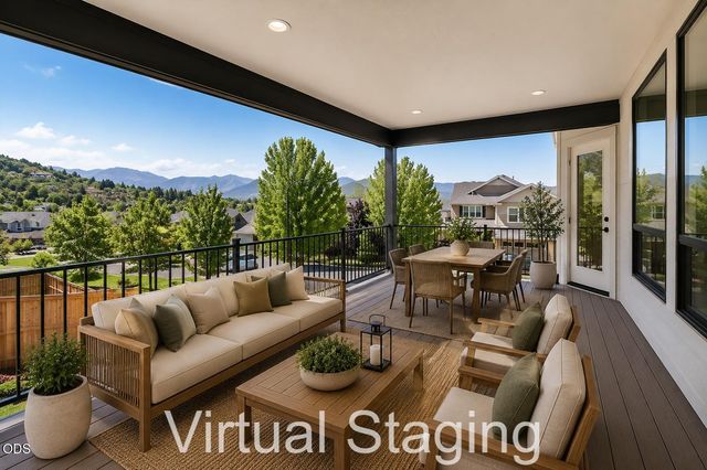 4302 Vista Pointe Drive, Medford, OR 97504