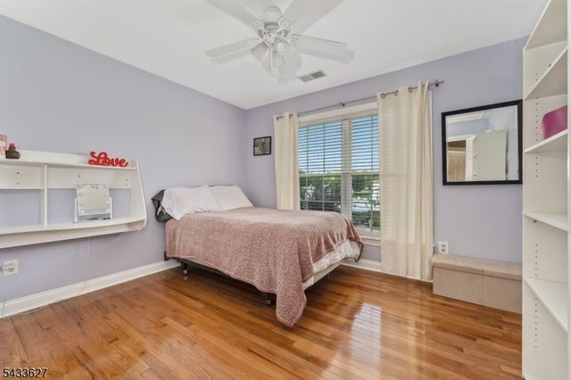 15 Foxwood Ln, Lopatcong Twp., NJ 08865